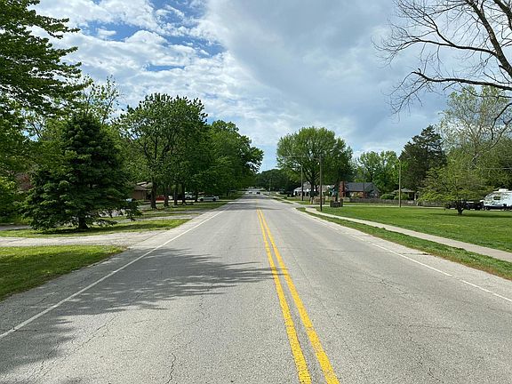 4th image of 3714 Blue Ridge Blvd