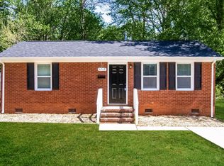 1717 Purser Dr, Charlotte, NC 28215