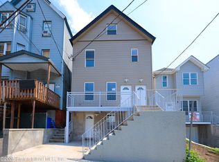 138 Hendricks Ave, Staten Island, NY 10301