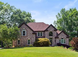1025 Avery Creek Dr, Woodstock, GA 30188