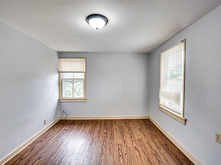 457 Talma St #2 — Photo 11