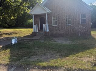 521 Simonton St, Covington, TN 38019