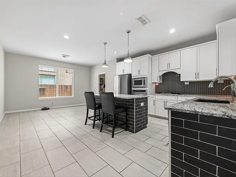 4114 Dover Harbor Ln — Photo 8