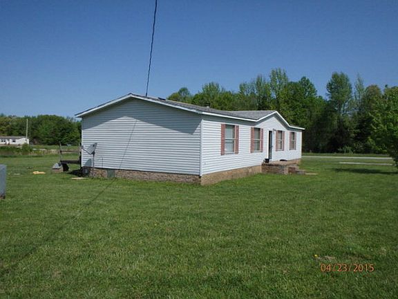 2nd image of 115 Carmel Ln