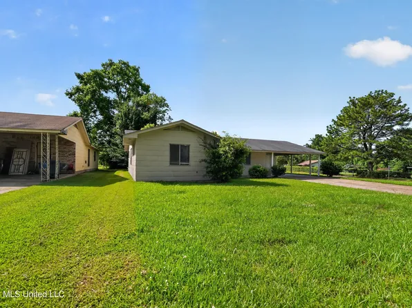 3509 Michael Clay Dr, Jackson, MS 39213