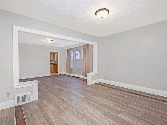 4006 Division Ave.-2