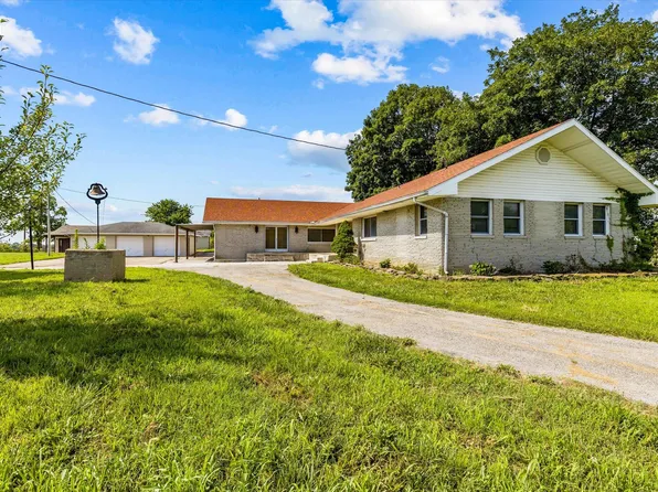 5590 W Farm Road 148, Springfield, MO 65802