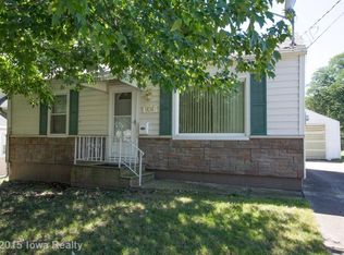 904 E 25th Ct, Des Moines, IA 50317