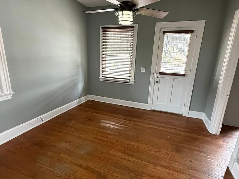 605 Sunset Ave — Photo 3