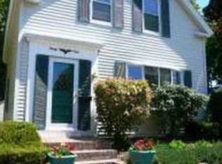 39 Pleasant St, Ayer, MA 01432
