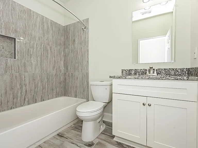 127 Hunts Mill Cir — Photo 16