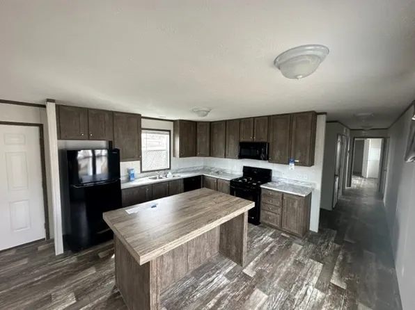 93 Nettie Ave, Lansing, MI