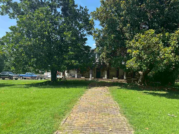 607 Backusburg Rd, Mayfield, KY 42066