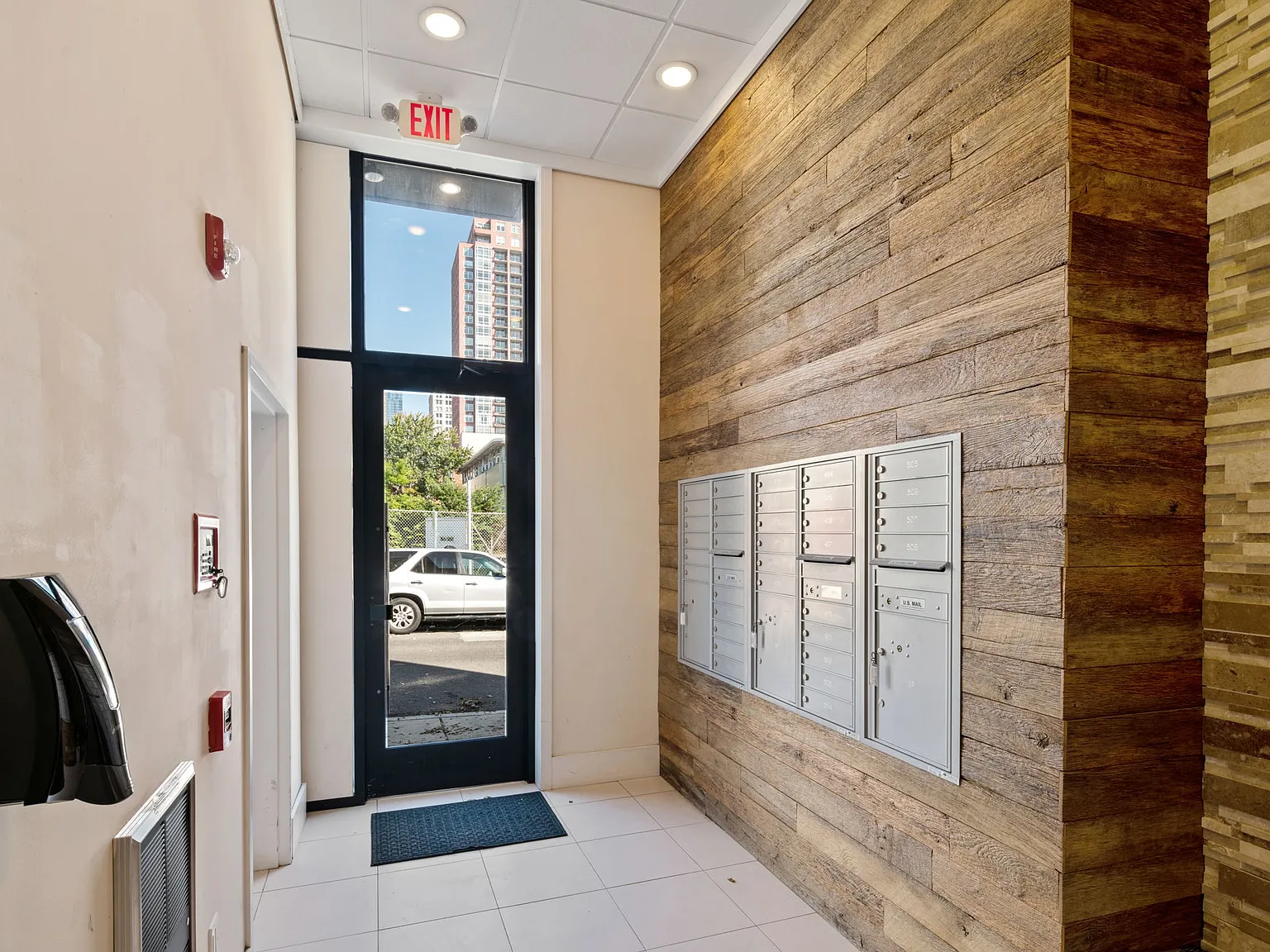 1430 South St Apartments — Photo 3