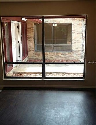 3rd image of 27 Terry Cir