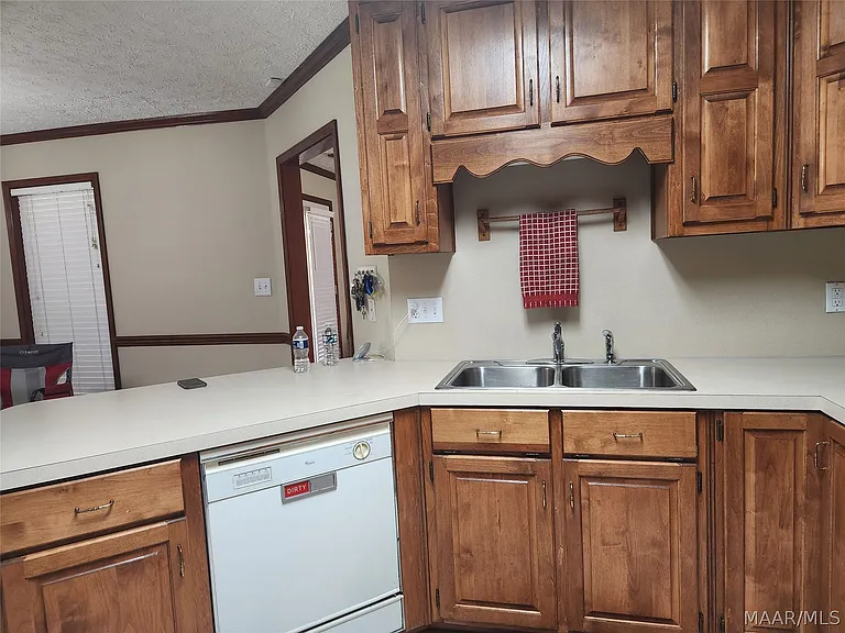 345 Spring Hollow Dr — Photo 10