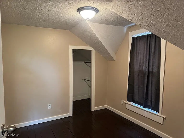 6917 Daisy Ave — Photo 13