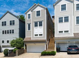 439 Stanley Ave, Cincinnati, OH 45226