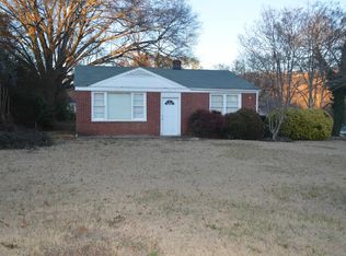 1902 Old Parker Rd, Greenville, SC 29609
