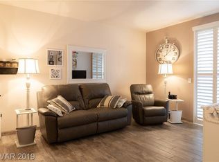 231 W Horizon Ridge Pkwy APT 215, Henderson, NV 89012