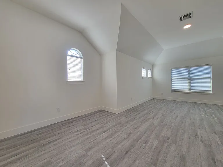 405 Darkwoods Dr — Photo 28