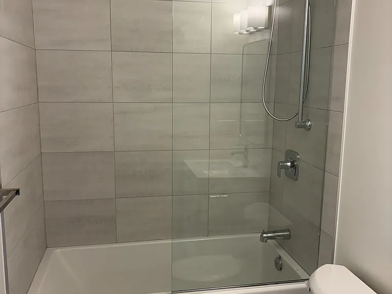 33 Erie Ave #1611 — Photo 13