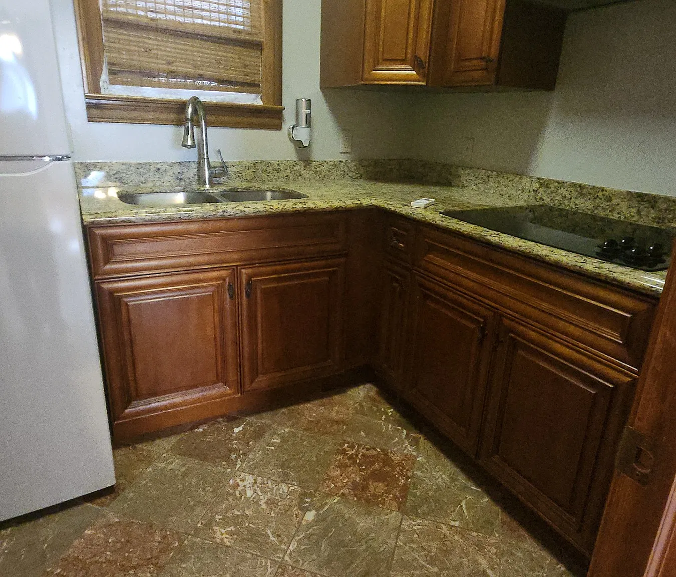 335 North Peachtree Ave - Longterm - 2 — Photo 1