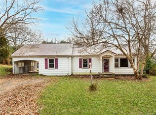 2017 Willis Dr, Shelby, NC 28152