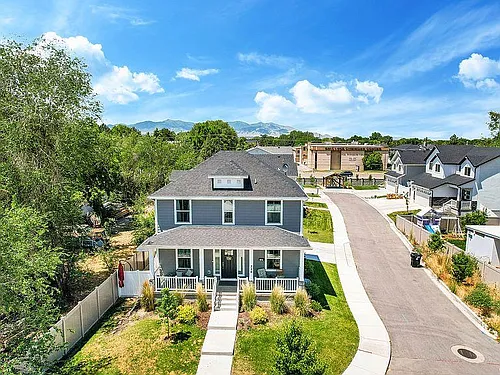724 E Cami Nicole Ln Photo 1
