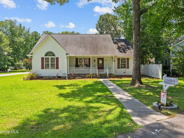 1001 Victoria Way, Trent Woods, NC 28562