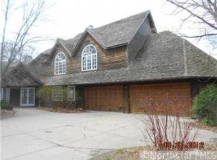 6426 Timber Rdg, Edina, MN 55439