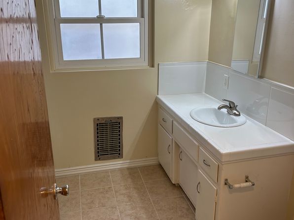 748 N Inglewood Ave APT 2