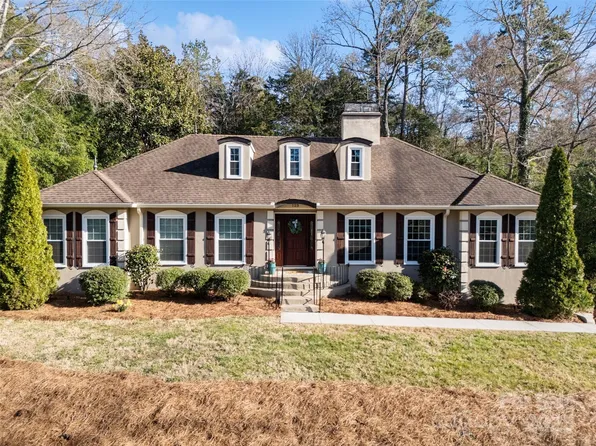 123 Old Bell Rd, Charlotte, NC 28270