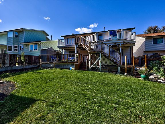 2nd image of 749 Robson Dr