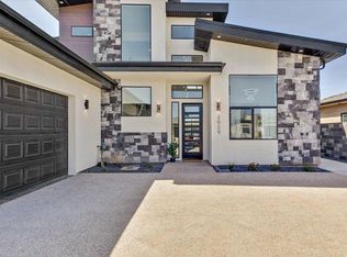 2029 W Grand Teton Rd, Hurricane, UT 84737