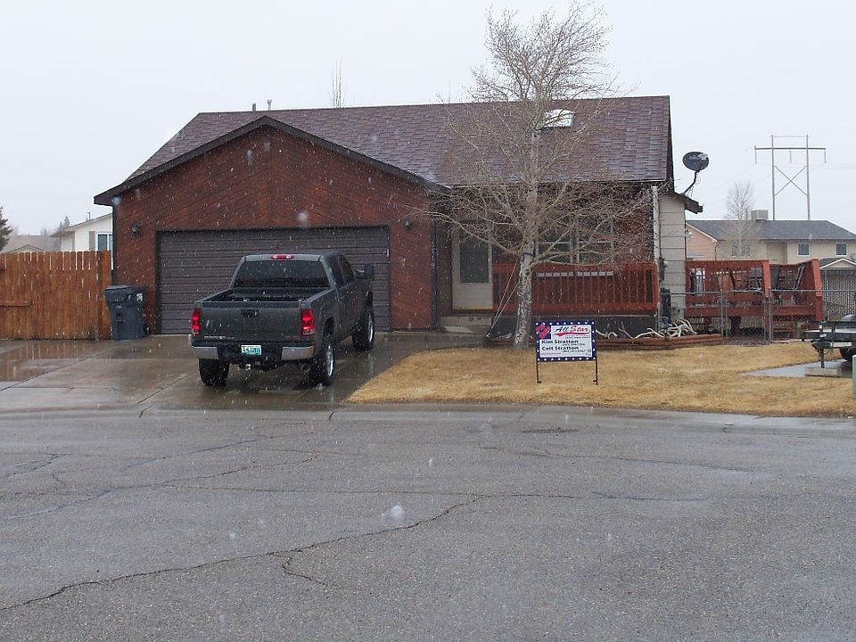 1st image of 3119 Scott Cir