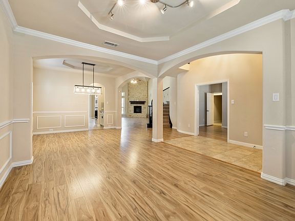 3rd image of 2442 Old Stables Dr
