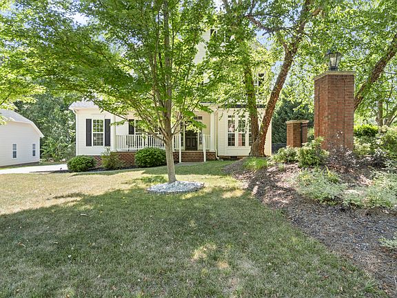 5th image of 10241 Claybrooke Dr