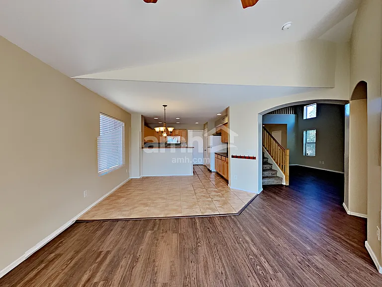 35324 N Happy Jack Dr — Photo 4