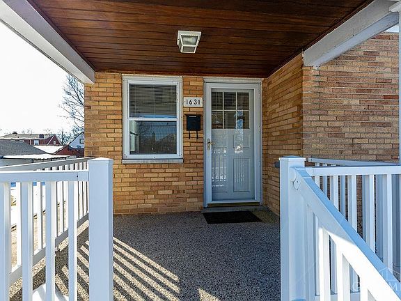 5th image of 1631 Marilyn Ln
