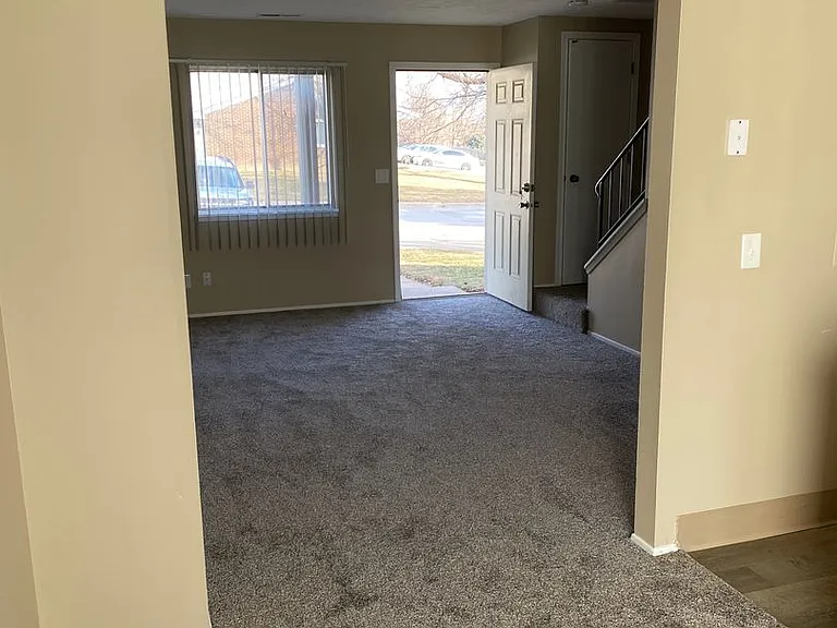 Southdale Square Apartments — Photo 175