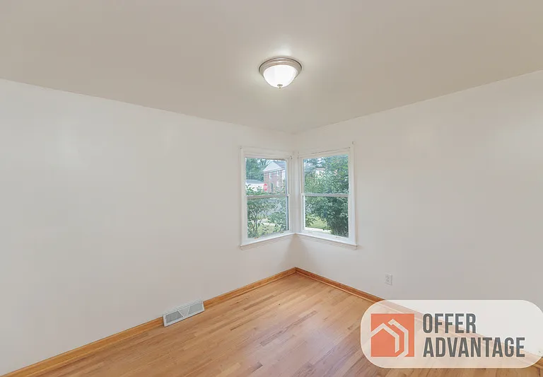 5455 Hollywood Ave — Photo 5