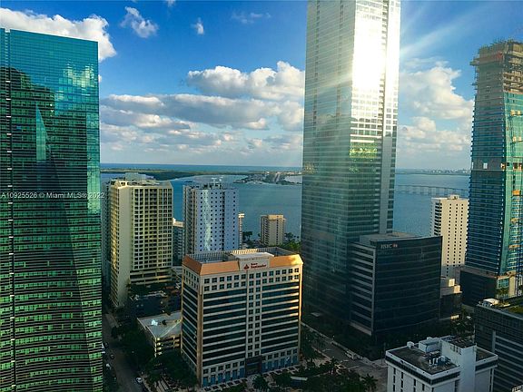 3rd image of 1301 S Miami Ave #3104