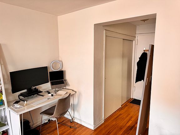 5th image of 200 W 18th St APT 6D