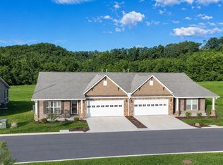 712 Snowflower Cir, Pigeon Forge, TN 37863