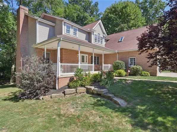 406 Ivanhoe Ave, Wadsworth, OH 44281