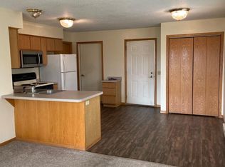 1508 15th Ave E APT 1, Menomonie, WI 54751