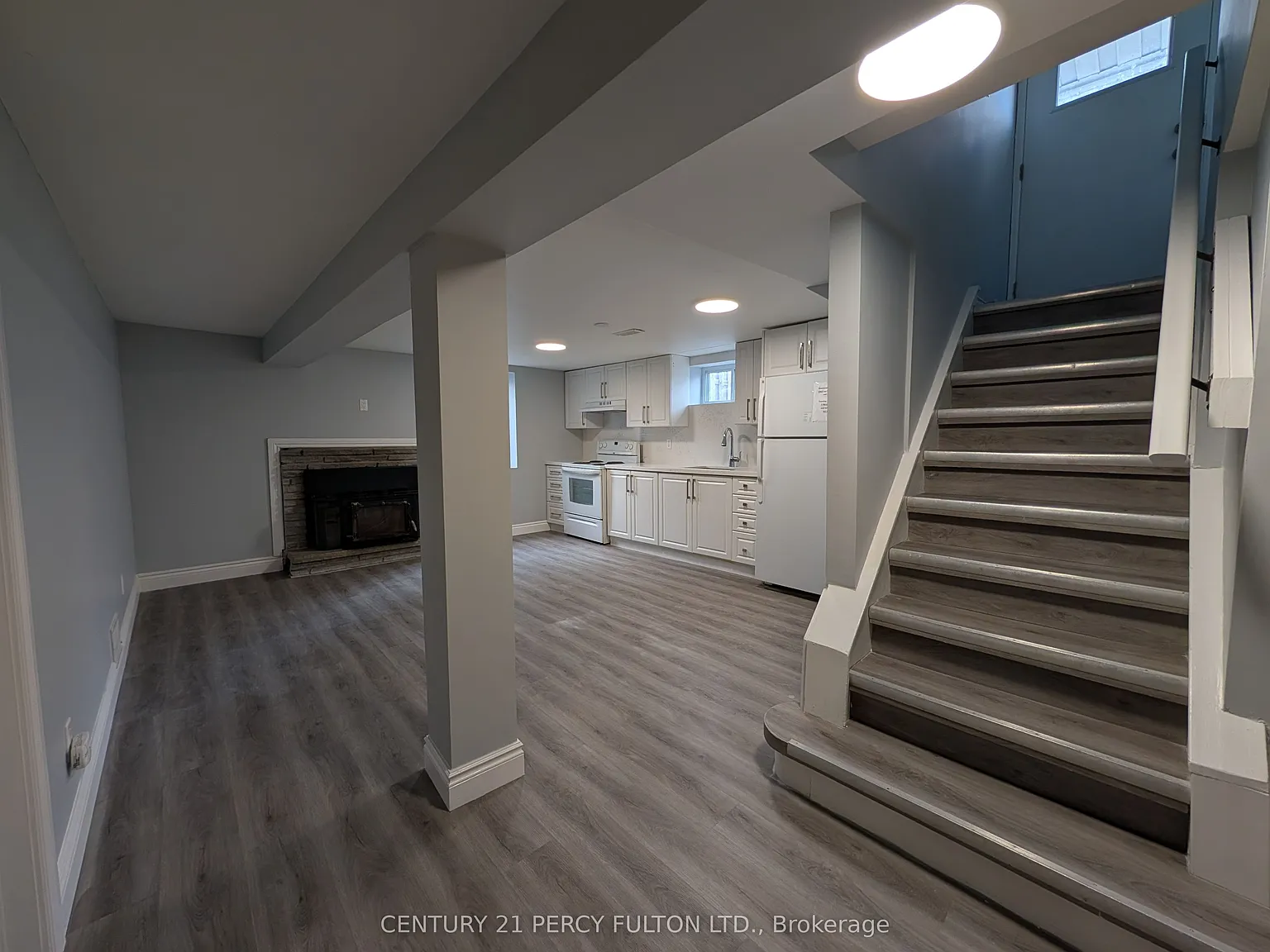 3 bed, $1,800 — Photo 3