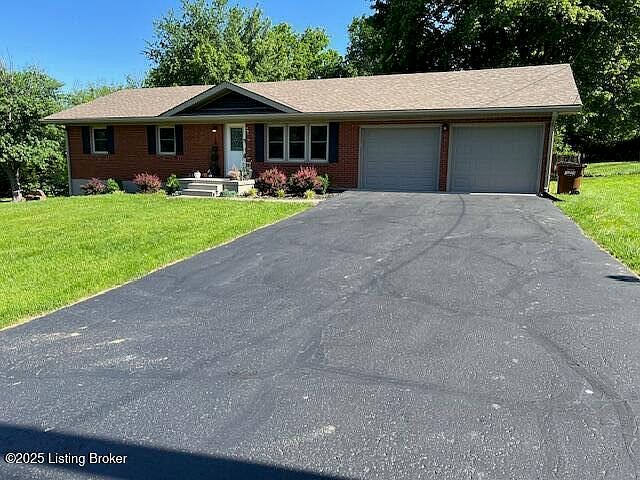 1st image of 114 Shadyview Dr
