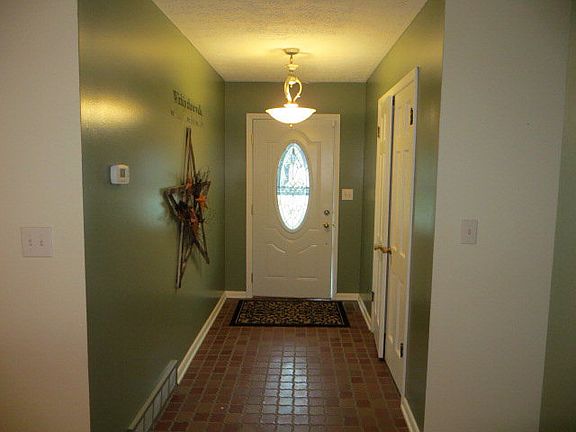 5th image of 680 Bordeaux Ave